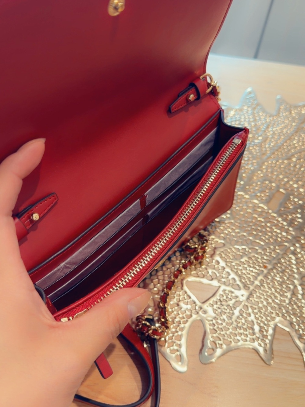 Tory Burch Red Quilted Leather Chain Strap Crossbody - Picture 5 of 5